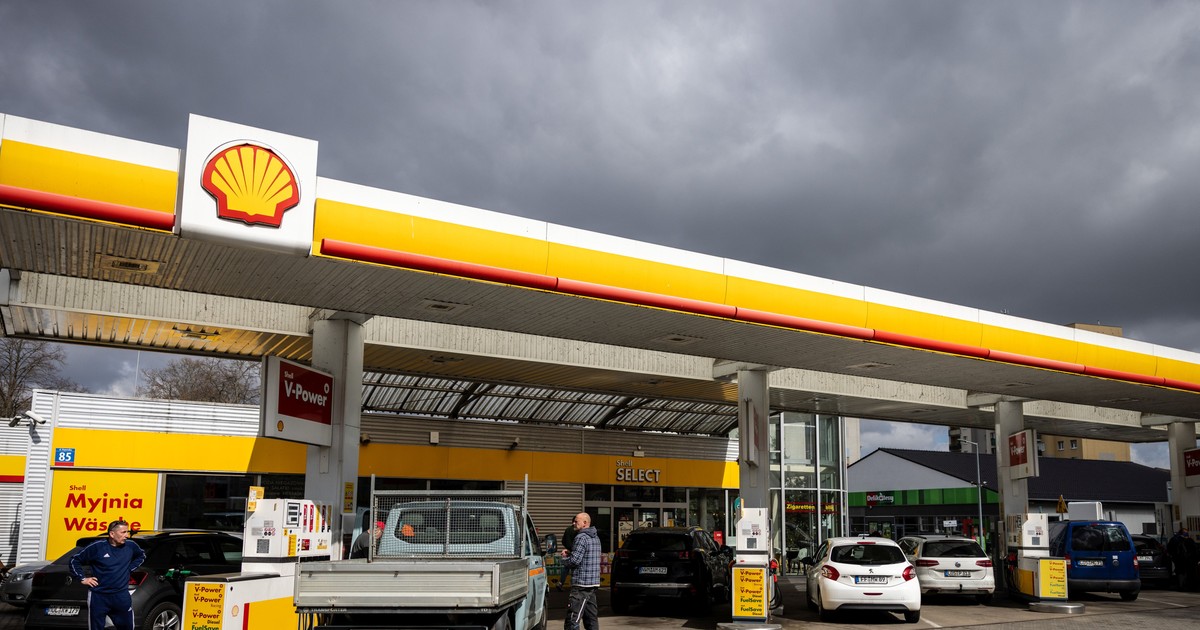 În Polonia, benzina standard a ajuns la doar 1,49 euro litru. Foto Getty Images