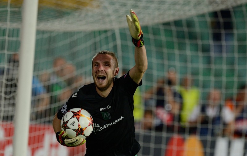 A eliminat Steaua şi s-a scos! Moţi a câştigat o primă fabuloasă