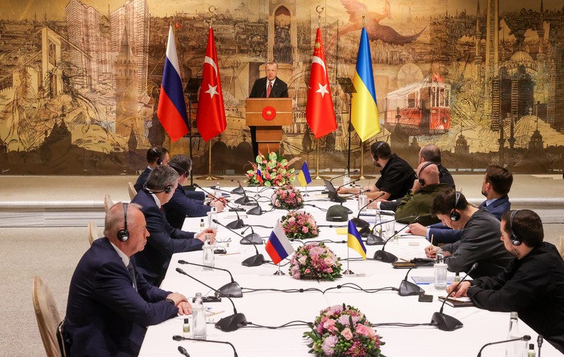 Turcia speră să-i aducă pe președinții Putin și Zelenski la negocieri directe, la Istanbul