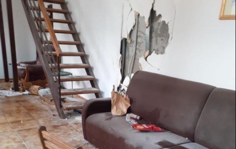 Pensiune din București distrusă de un grup de tineri de Revelion. Pagubele se ridică la mii de euro