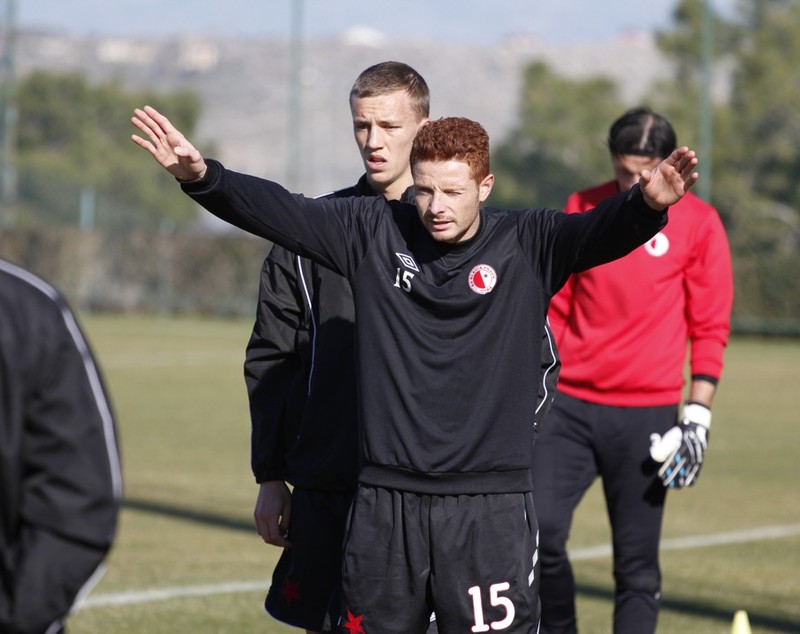 EROUL Rapidului, dat afară disicplinar de la Slavia. Era la juniori!