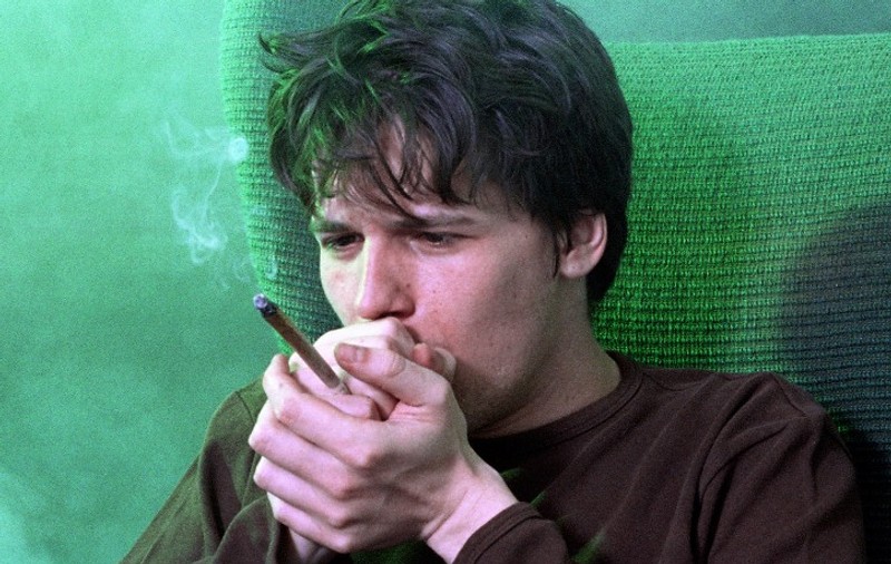 Marijuana ajută la tratarea sclerozei multiple 
