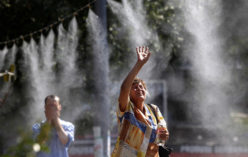 Cod portocaliu de caniculă în 6 județe. Temperatura maximă atinge 38 de grade Celsius