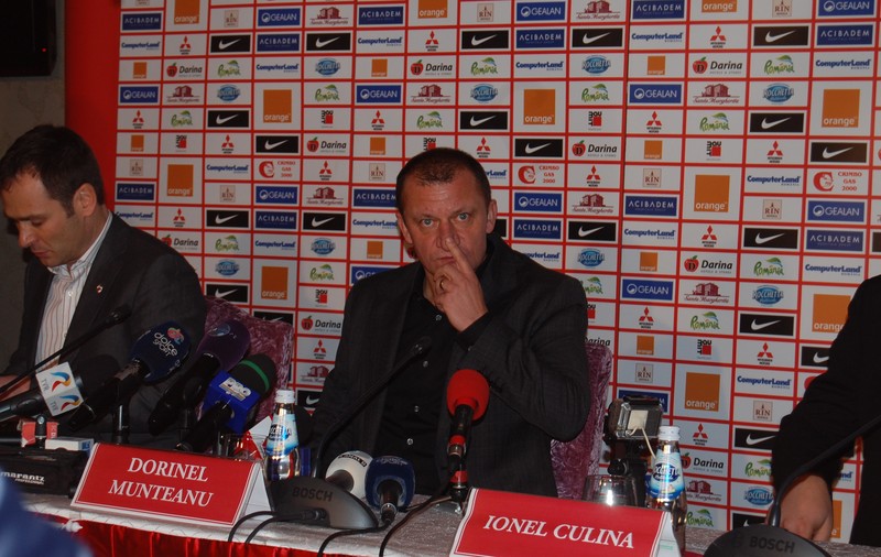 Dorinel Munteanu, demis de la Chiajna. A semnat Adrian Falub