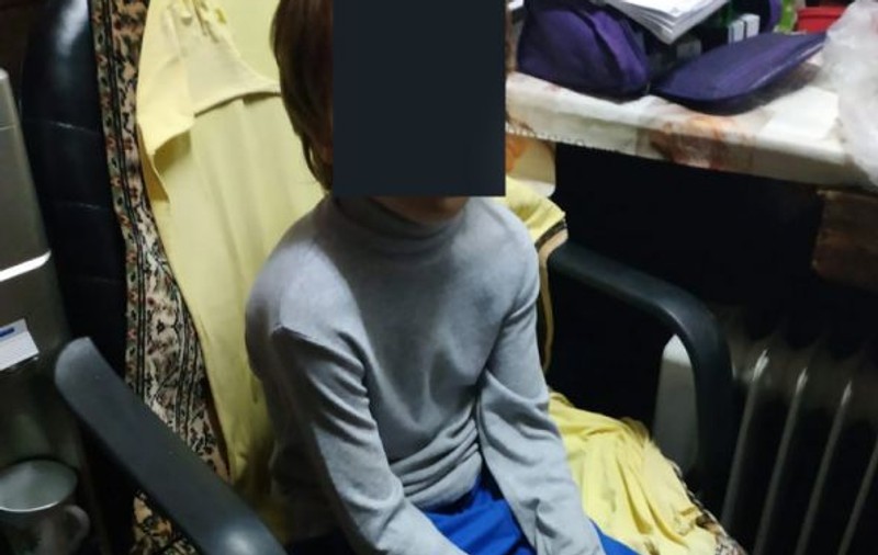 Un angajat al companiei de transport public Iași a salvat un băiețel care se rătăcise de mama lui