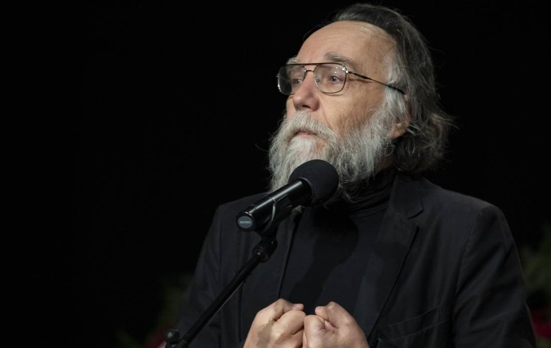 Alexander Dughin, ideologul lui Vladimir Putin, furios după ce George Simion a pierdut alegerile prezidențiale: acuză UE de „dictatură liberală pură”