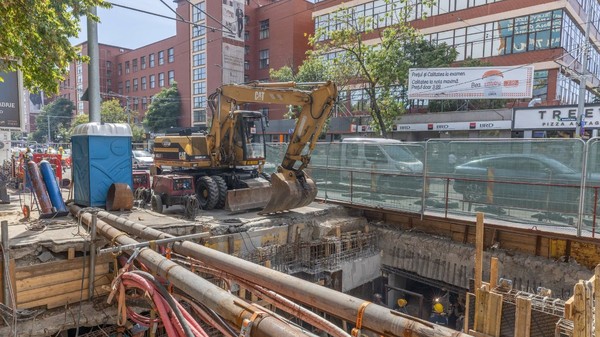 Până la începutul iernii, alte 438 de blocuri din București vor beneficia de apă caldă și căldură fără probleme Sursă foto: Facebook/ Primăria Municipiului București