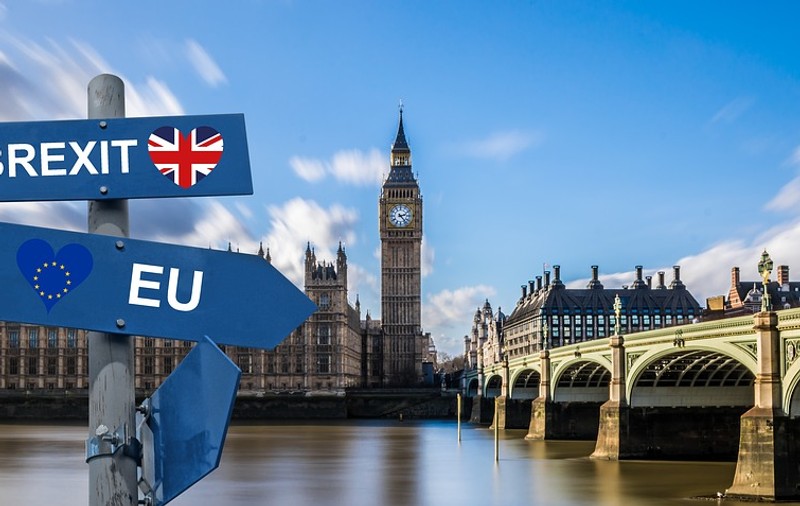 Studiu: Acordul pentru Brexit al lui Boris Johnson va costa economia britanică peste 70 de miliarde de lire sterline