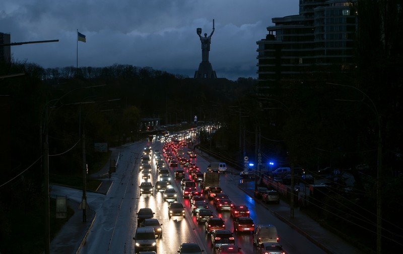 Kievul anunță că va evacua întregul oraș dacă rămâne complet fără electricitate: „Nu va mai fi nici apă și nici canalizare”