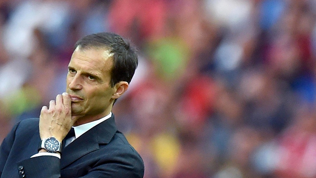 Max Allegri, la Chelsea? Presa engleză a detonat bomba: Antonio Conte va pleca de la Chelsea la finalul sezonului! Roman Abramovici a fost nemulţumit de modul în care italianul a gestionat situaţia la club după câştigarea campionatului.