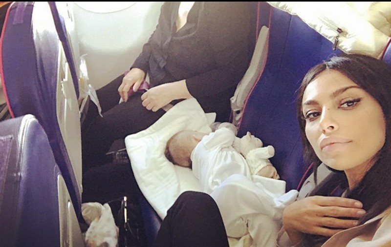 Mădălina Ghenea a plecat din țară împreună cu fetița ei. “Poate într-o zi ne vei spune”