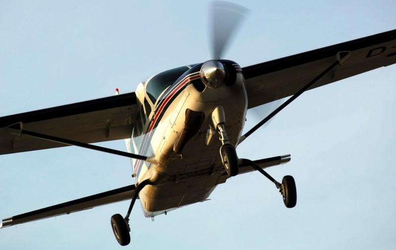 Un avion de pasageri cu 10 persoane la bord a dispărut în Alaska. Echipele de căutare sunt în alertă