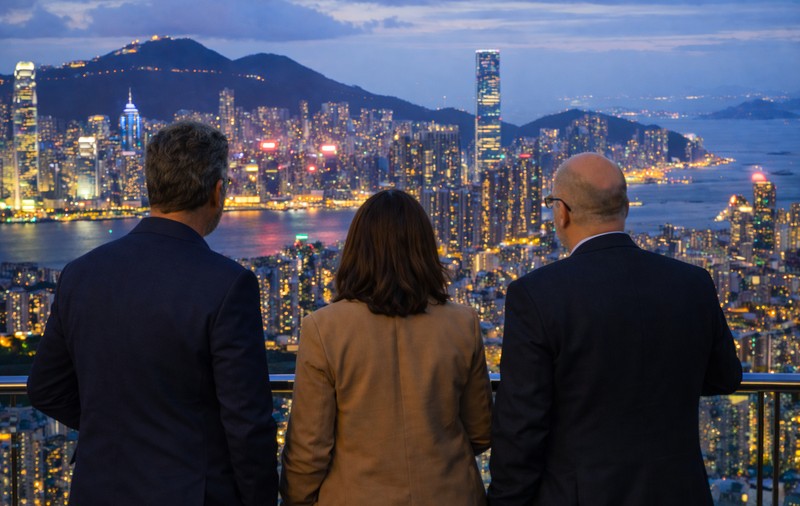 Deplasare de lux în Hong Kong pe banii universității. UNATC trimite trei șefi la un hotel de 5 stele: „O oportunitate strategică”