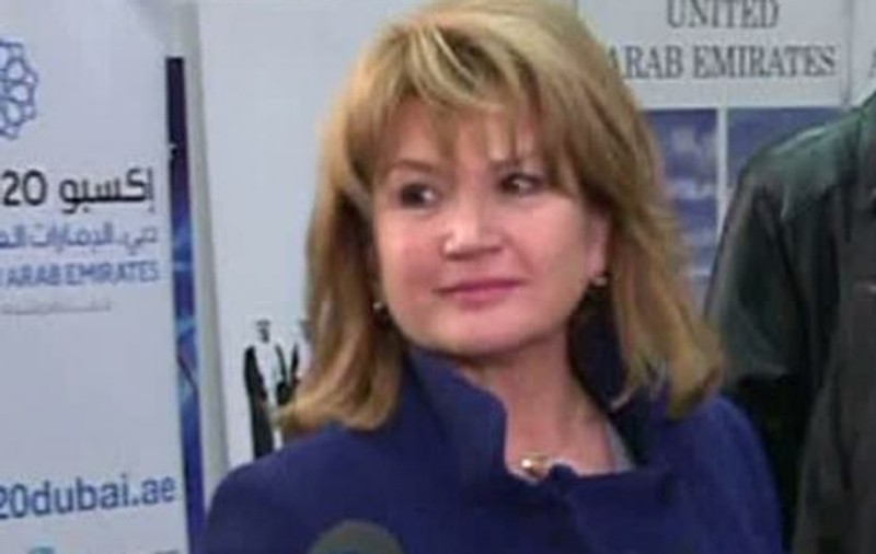 Maria Băsescu a ieşit la cumpărături, în căutarea cadourilor de Crăciun