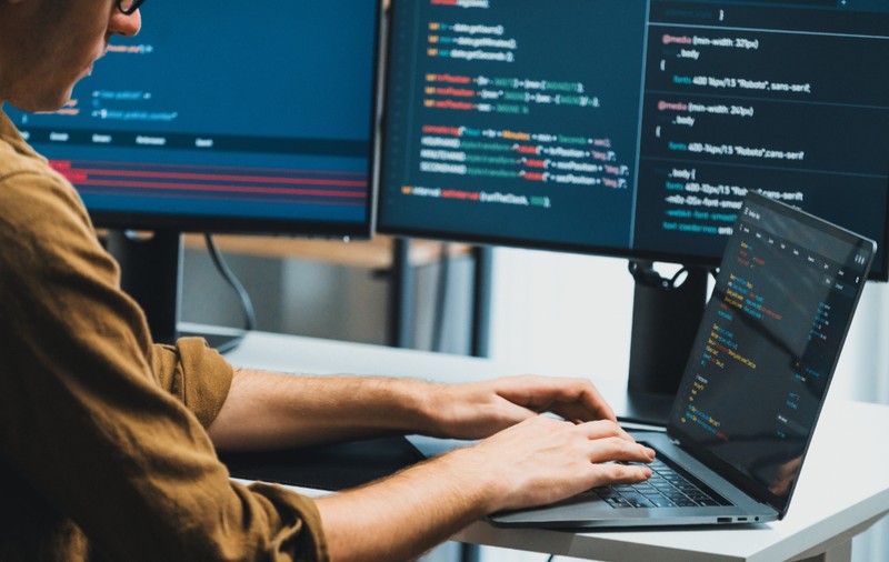 Tânăr IT-ist din Cluj nu-și găsește job, deși caută disperat: „Am primit inclusiv ghost la interviu fizic, când angajatorul n-a venit”