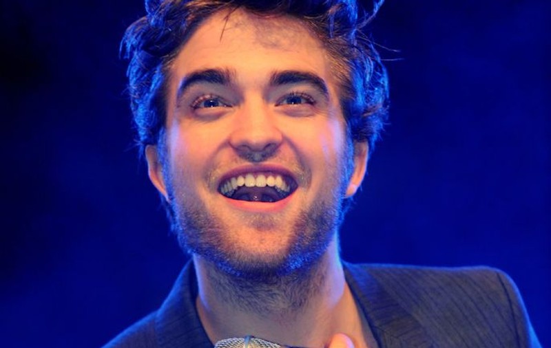 Robert Pattinson, orgie cu 40 de femei?