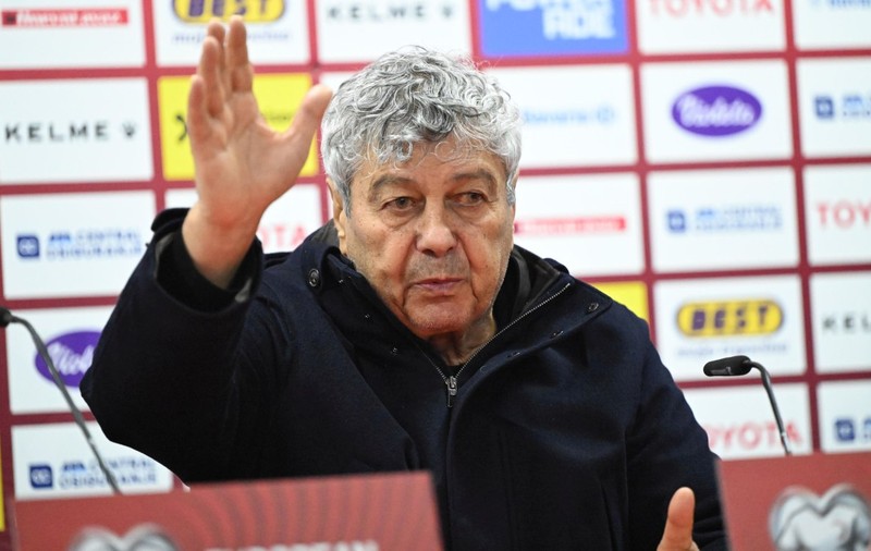 Mircea Lucescu, internat de urgență la spital: „Sper să mă refac repede”