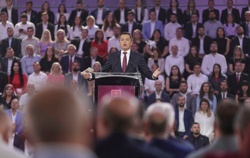 Congresul PSD. Grindeanu: Să aducem cu picioarele pe pământ armatele de ostaşi galbeni care se visează brokeri de putere în România