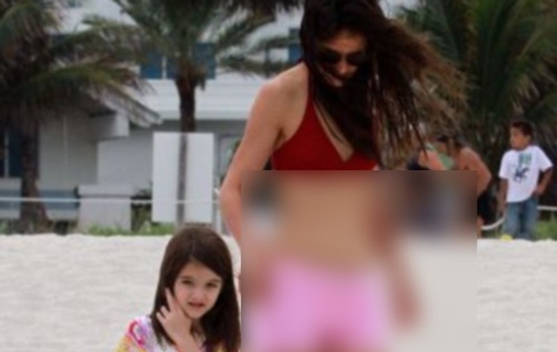 Katie Holmes e PLINĂ DE VERGETURI! Foto-şoc