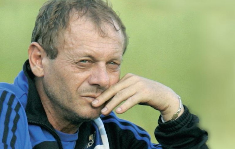 «Viaţa mea: fotbal şi copii frumoşi» 