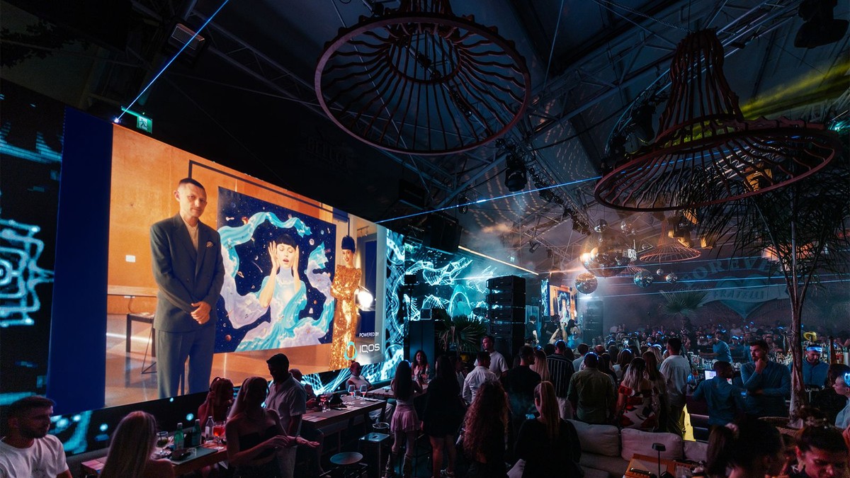 Eveniment IQOS x Roman Tolici x Irina Rimes, Fratelli, Mamaie