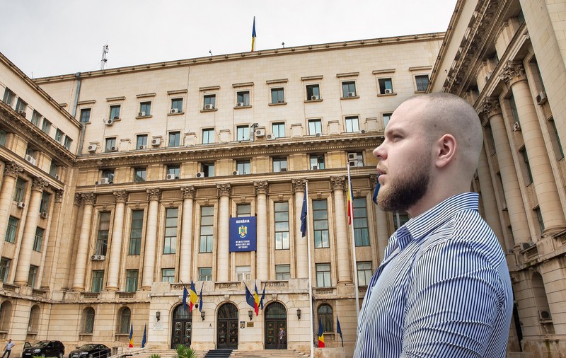 Un polițist acuză conducerea Direcției Generale Anticorupție că l-a pus să-i ceară scuze unui judecător al Înaltei Curți