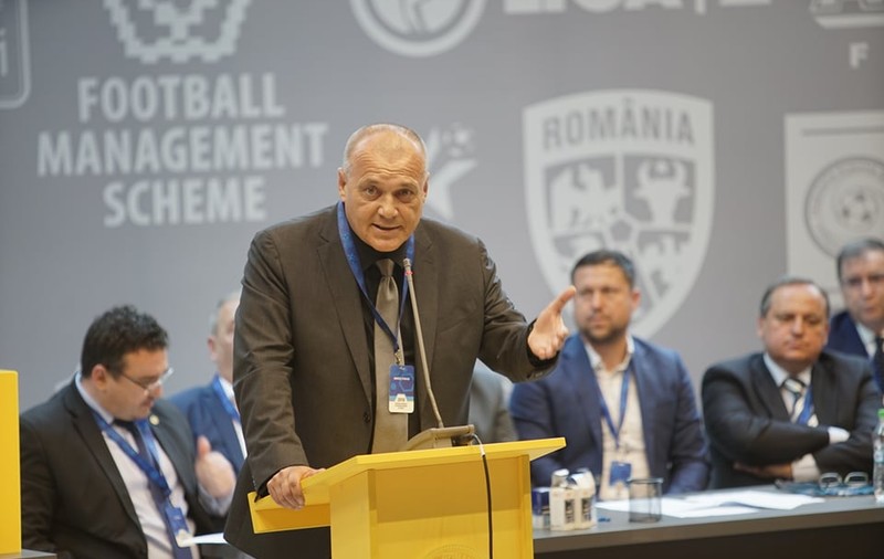 FRF l-a reclamat pe contestatarul Marcel Pușcaș la Disciplină. Decizia l-a surprins pe Răzvan Burleanu