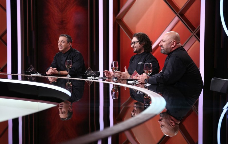 Povești impresionante de viață la „Chefi la cuțite”. O fostă campioană națională la tenis intră în bucătărie: „Mă simt ca la un meci acum, sub presiune”