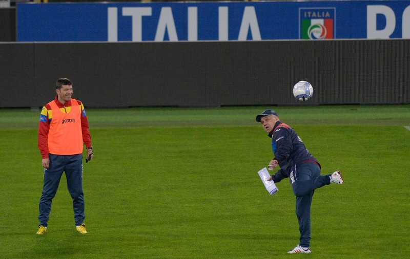 Tricolorii au făcut primul antrenament pe stadionul Renato Dall'Ara / GALERIE FOTO
