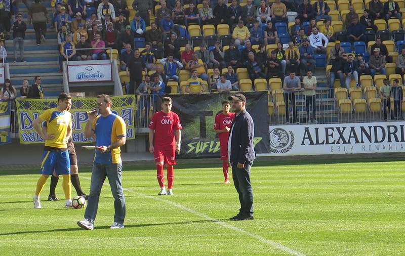 Nepotul lui Ilie Oană a dat lovitura de începere a meciului Petrolul - Petrolul Băicoi, din Liga A Prahova | FOTO