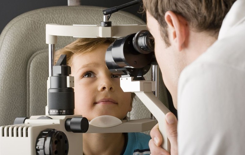 Cum se face examinarea oftalmologică a copiilor?