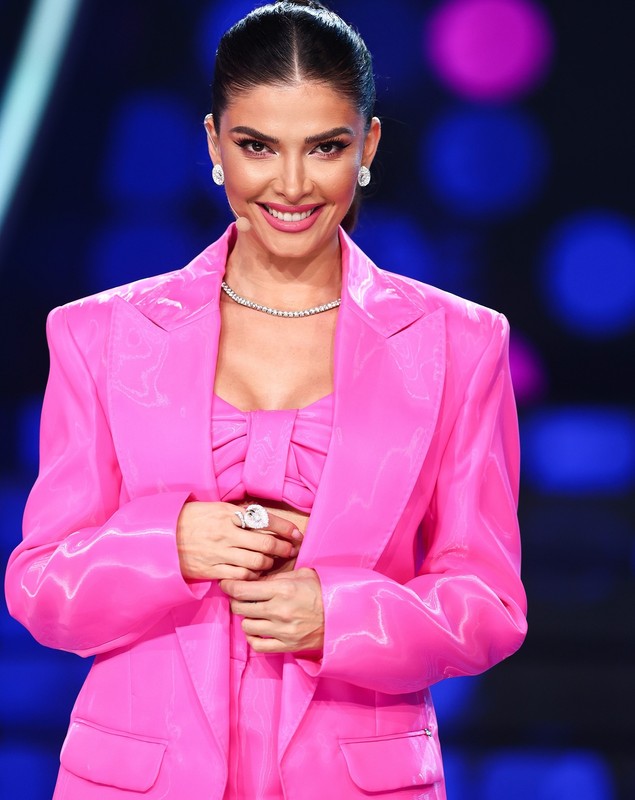Ce spune Alina Pușcaș despre uniformele școlare