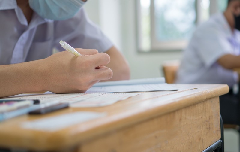 GHID SIMULARE EVALUARE NAȚIONALĂ și BACALAUREAT 2023. Ministerul Educației a publicat ghidul pentru simulările din următoarele două săptămâni