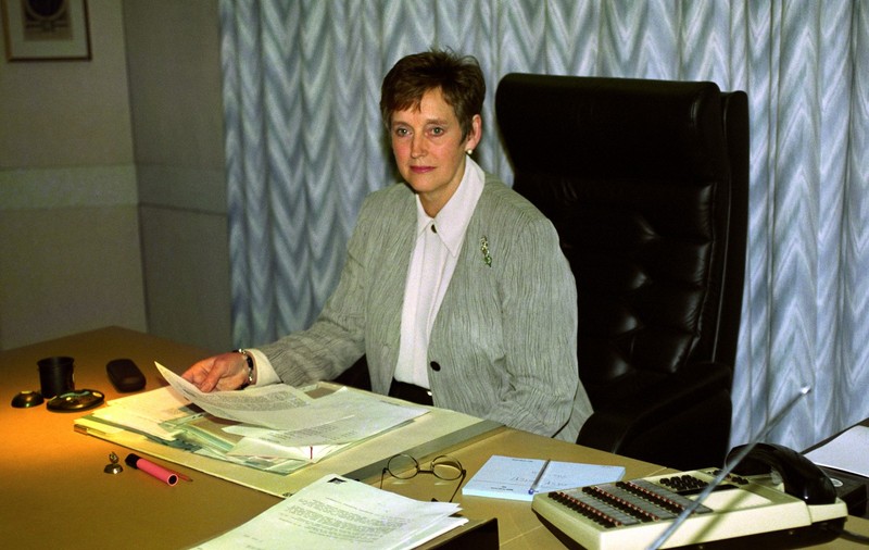 Prima șefă a spionajului britanic a murit la 90 de ani. Stella Rimington a fost o sursă de inspirație pentru Judi Dench în interpretarea personajului „M”, șefa lui James Bond