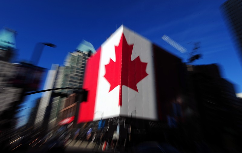 Peste 200 de români au cerut azil în Canada de la ridicarea vizelor. Oficialii canadieni iau în calcul reintroducerea vizelor