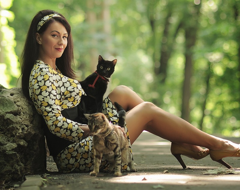 REPORTAJ/Un fost model Playboy salvează animale abandonate: „O poză cu mine dezbrăcată are sute de like-uri. Dacă postez un căţel, îmi dă like mama“/ FOTO