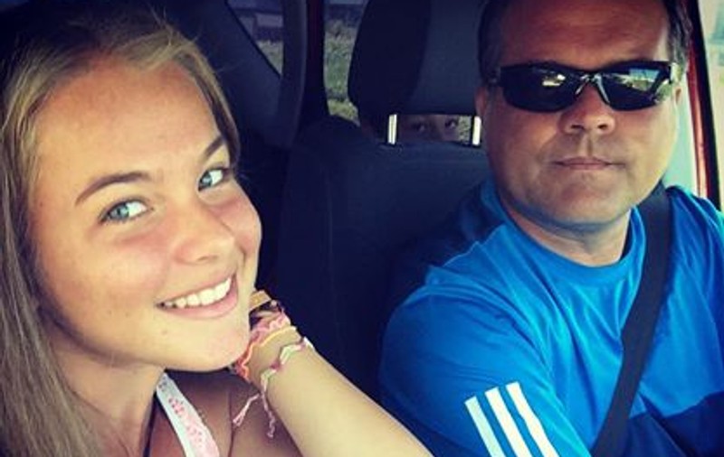 FOTO / Cazul HALUCINANT al sportivei lovite de tată pe terenul de tenis face înconjurul lumii