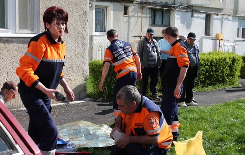 Tentativă de sinucidere într-un spital din Iași. Un angajat a vrut să se spânzure