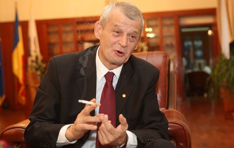 Oprescu: "Bicicliştii vor avea acces în parcuri"