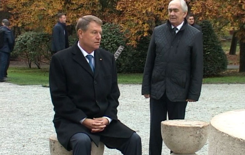 UPDATE. Iohannis la Masa Tăcerii. Ce reacție a avut primăria din Târgu-Jiu