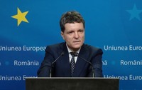 Nicuşor Dan a spus după Consiliul European de la Bruxelles că sunt şanse mari ca guvernul Luca Niculescu să fie învestit în Parlament pe 20 octombrie. Foto: Administrația Prezidențială