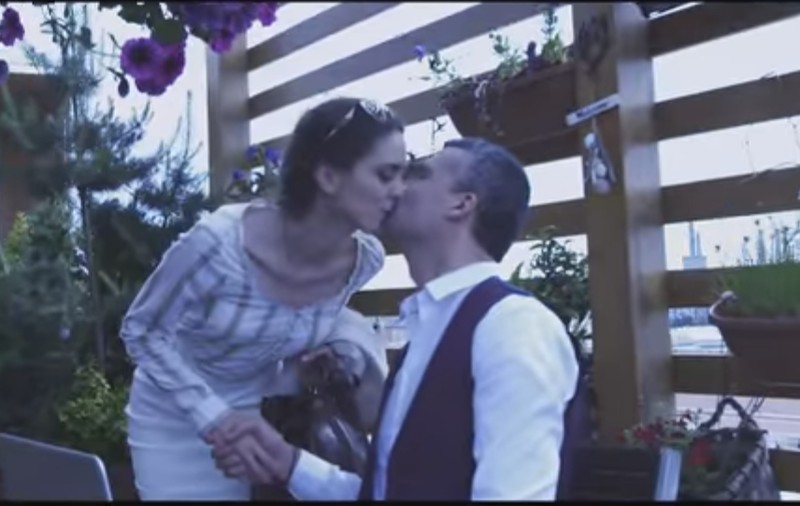 Aurelian Temișan, surprins sărutându-se cu altă femeie! VIDEO