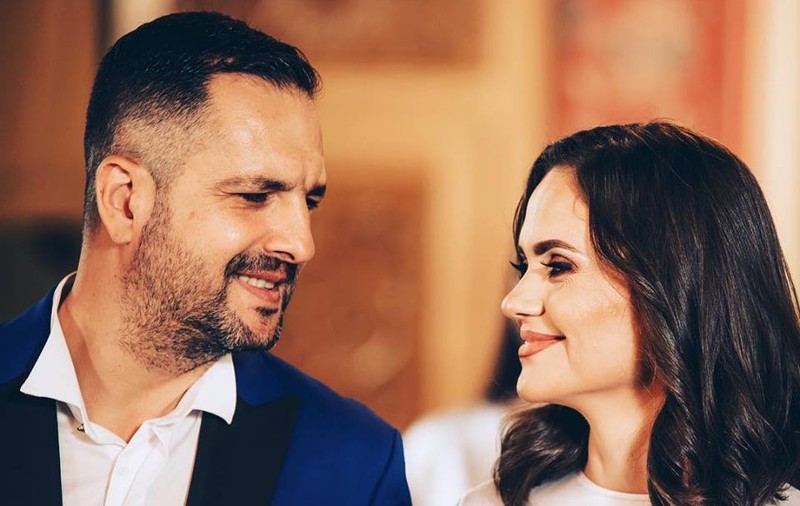 Mădălin Ionescu a cerut-o de nevastă pe Cristina Șișcanu complet dezbrăcat. Și ea a fost fix la fel