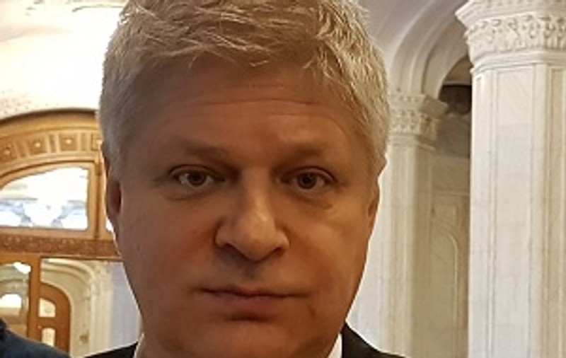 Blocurile din Sectorul 1 vor avea containere de gunoi îngropate, dotate cu senzori de umplere și cartele electronice de acces, iar casele mini-stații de compost