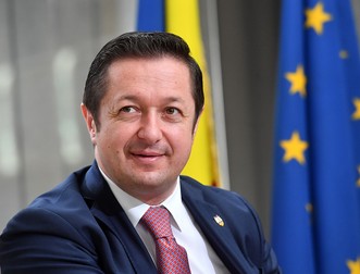Senatorul PSD Marius Dunca plătea lunar 700 de euro la mașină dintr-un venit de 1.000 de euro | Foto: Agerpres