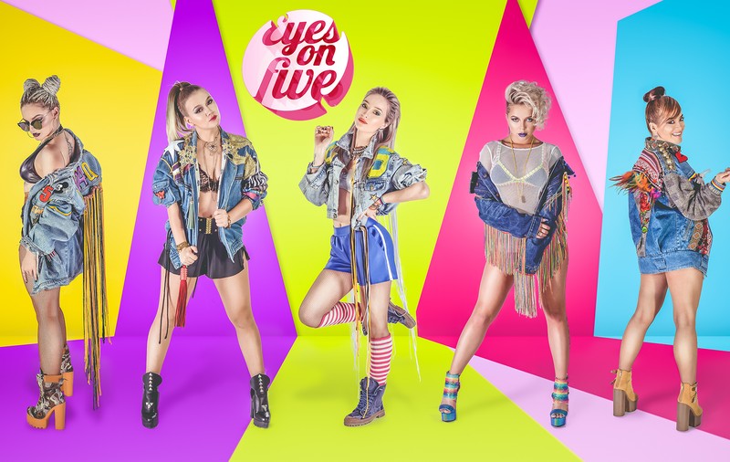 VIDEO / Eyes on Five debutează pe scena muzicală cu „Gimme Some Funk”