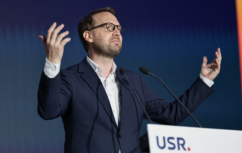 Dominic Fritz, atac dur la adresa partidului AUR: „Vrea o Românie condusă de hoţi cu tricolorul în mână”