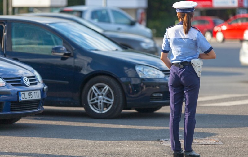 Regula pe care mulți șoferi nu o cunosc când sunt testați pentru alcool. Când pot cere a doua testare cu etilotestul