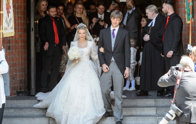GALERIE FOTO| Nunta princiară în Germania. Prințul Ernst-August de Hanovra jr s-a căsătorit cu o creatoare de modă, în ciuda dezacordului tatălui său