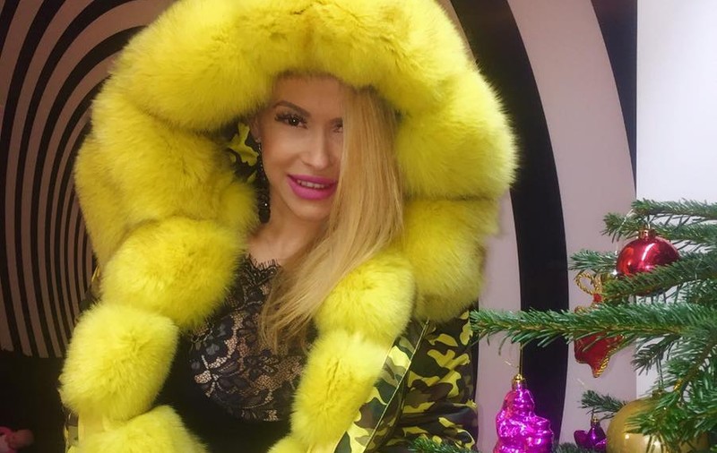 Anda Adam e topită după fetița ei. Cea mai frumoasă ipostază mamă-fiică